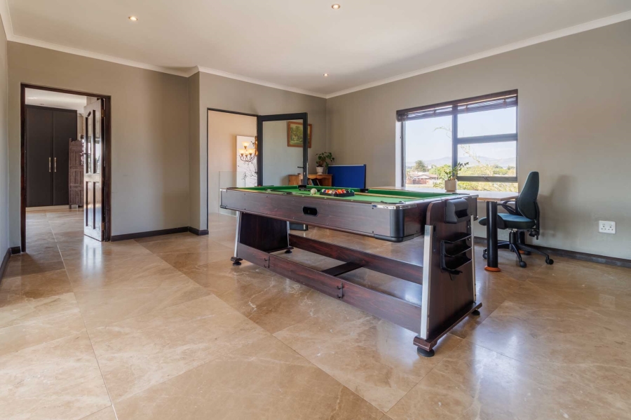 4 Bedroom Property for Sale in Flamingo Vlei Western Cape